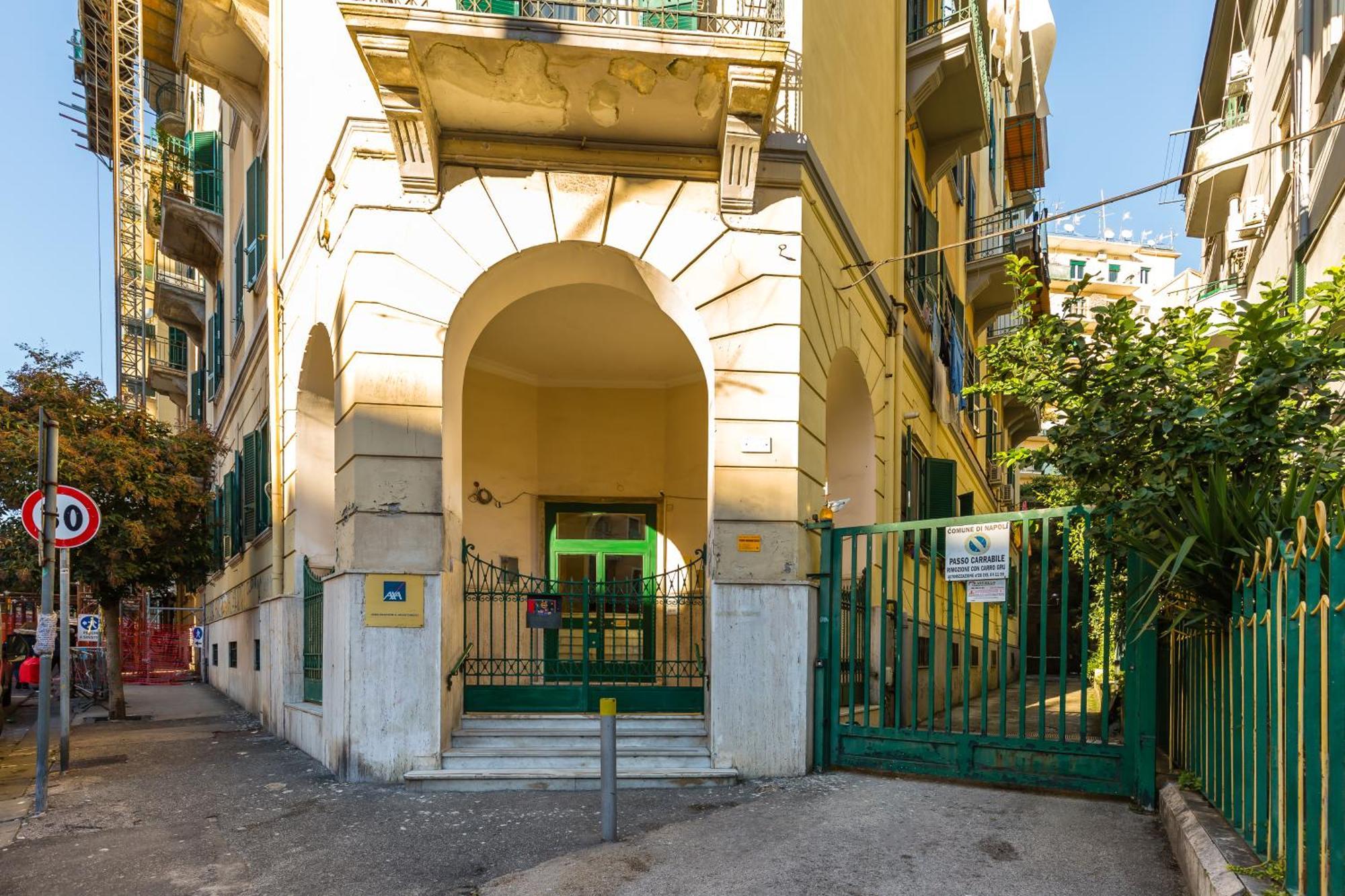 Arenella Family Apartment By Wonderful Italy Naples Exterior photo
